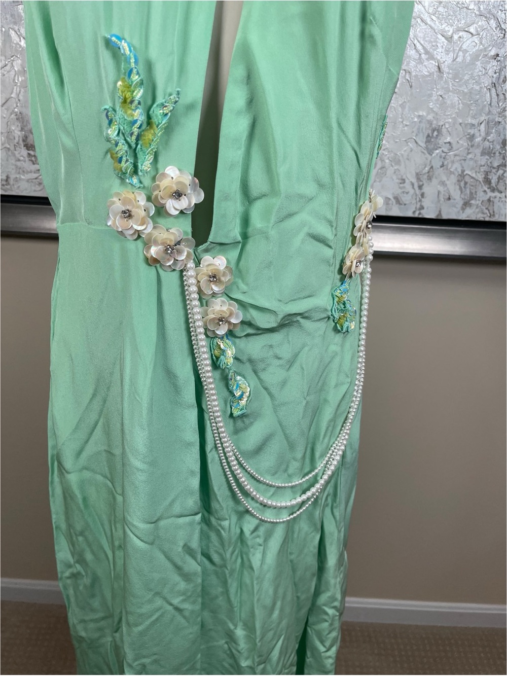 LA FUORI Calypso Floral Sequin Embellished Cutout Green Maxi Dress Size Small - Picture 5 of 9